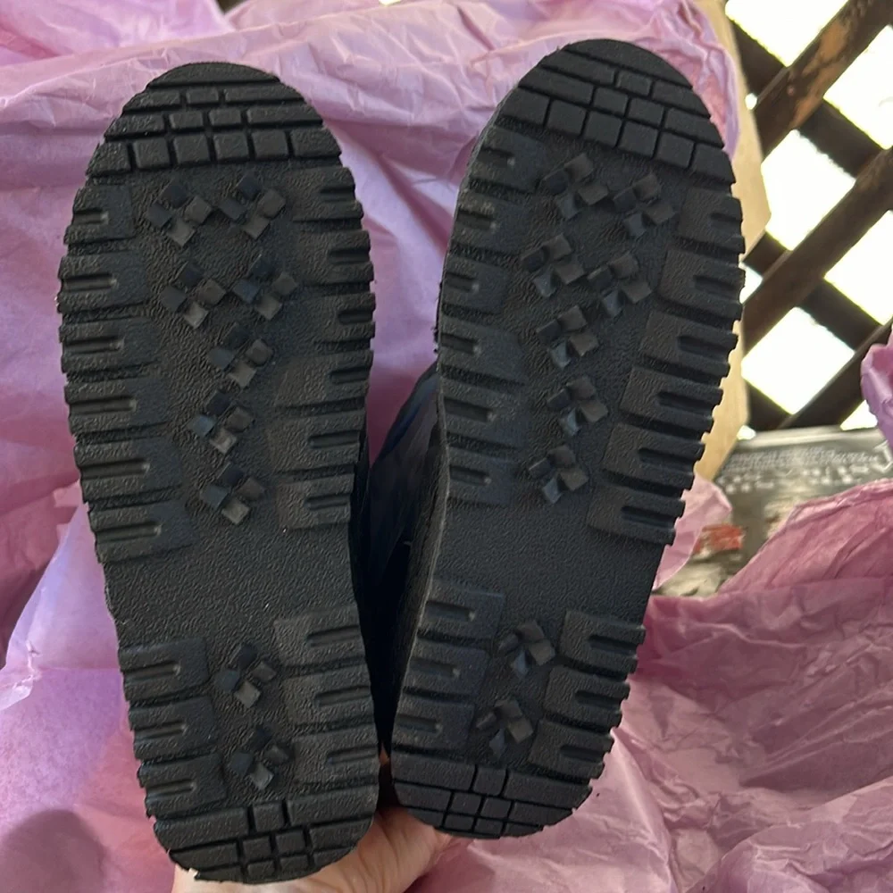 Itasca kid’s boots new without tags size 13/1
